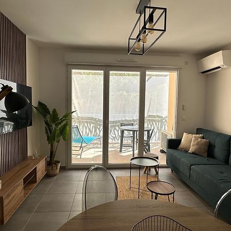 מנטון Bel Appartement Au Calme Avec Parking מראה חיצוני תמונה